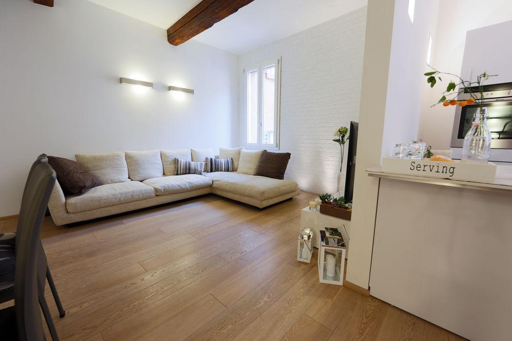 Emilia Suite Modena Bagian luar foto